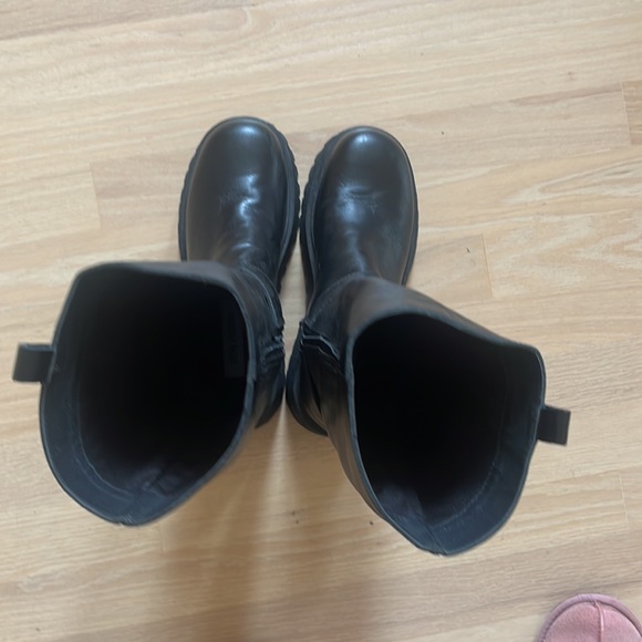Steve Madden tall black boots - Picture 3 of 5